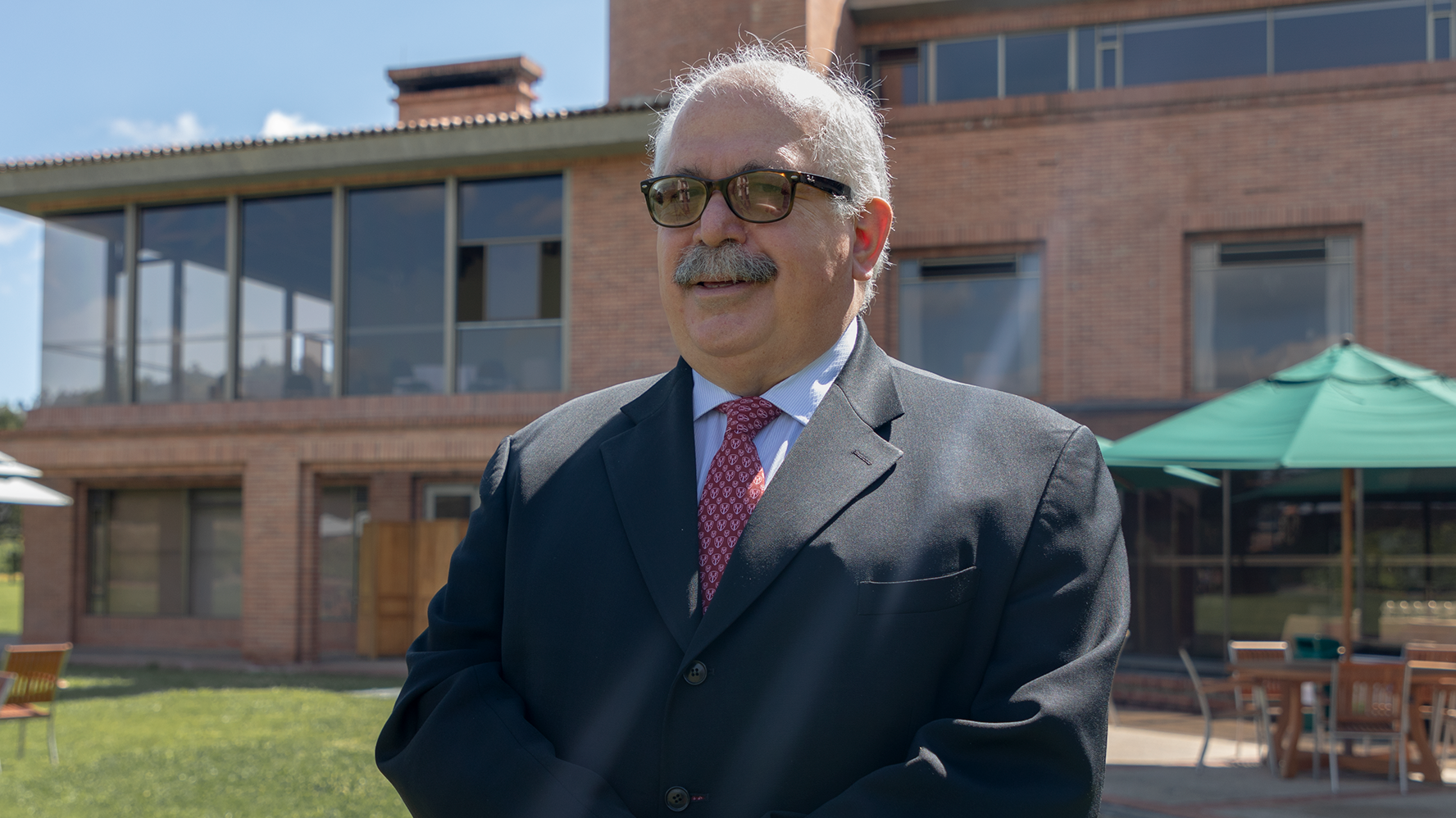 df52b9c5-685d-40ca-a020-bc3fc9dcba33_rw_1920